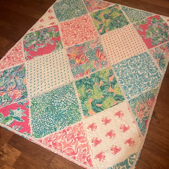 Lilly Pulitzer Other - Lilly Pulitzer Pottery Barn Kids Twin Quilt and Standard Sham
